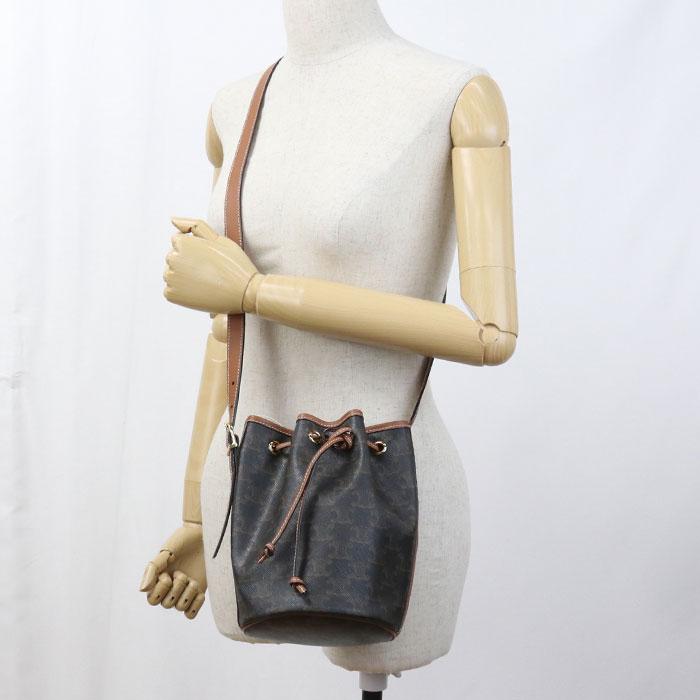 CELINE（セリーヌ） 中古良品 ショルダーバッグ トリオンフキャンバス