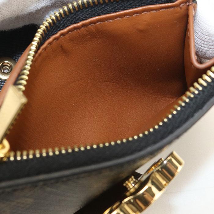 CELINE（セリーヌ） 中古良品 三つ折り財布 ファインストラップ
