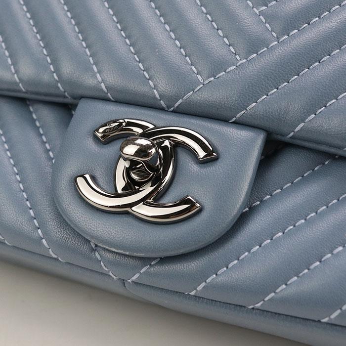 中古良品CHANEL シャネル ショルダーバッグ 21641457 チェーン シェブロン レディース ブルー CHANEL（シャネル） 中古良品 ショルダーバッグ 21641457 チェーン