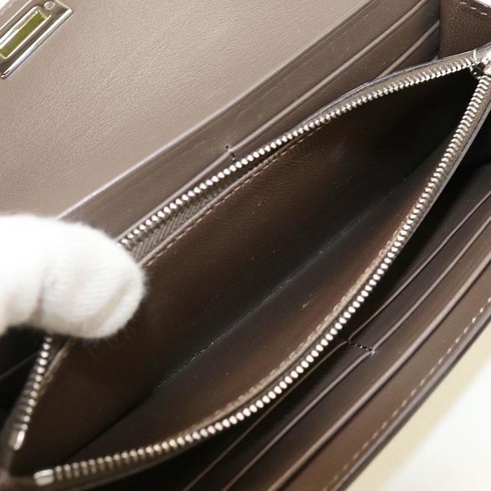 FENDI（フェンディ） 中古良品 長財布ニ折小銭入付き 8M0427