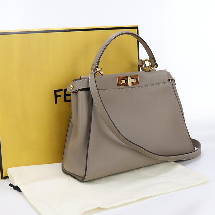 FENDI 中古良品フェンディFENDI ピーカブー 2WAYハンドバッグ 8BN290 