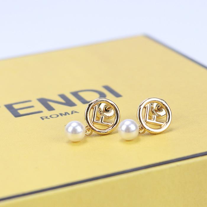 美品】FENDI ピアス