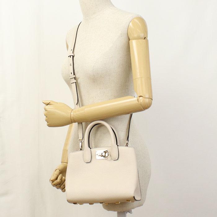 中古良品 FERRAGAMO フェラガモ ハンドバッグ 21 H288 2WAY ガンチーニ 