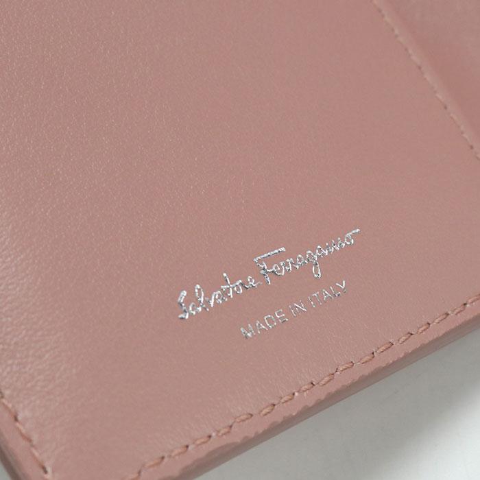 FERRAGAMO（フェラガモ） 中古良品 二折財布 22 D665 ガンチーニ
