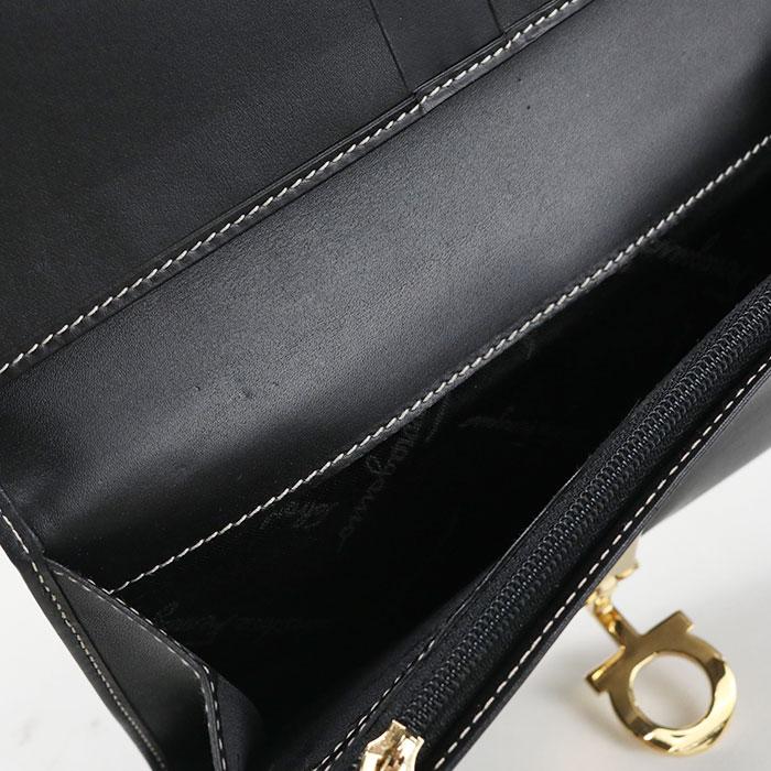 FERRAGAMO（フェラガモ） 中古美品 長財布二折 22 0120 ガンチーニ