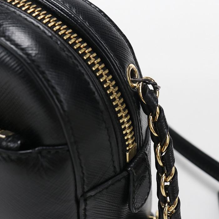 中古良品 FERRAGAMO フェラガモ ショルダーバッグ 21 F568 チェーン