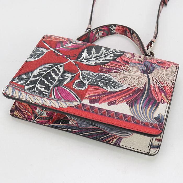 中古良品FERRAGAMO フェラガモ ハンドバッグ 22 D866 2WAY ガンチーニ レディース レッド 中古良品 FERRAGAMO フェラガモ ハンドバッグ 22 D866 2WAY ガンチーニ