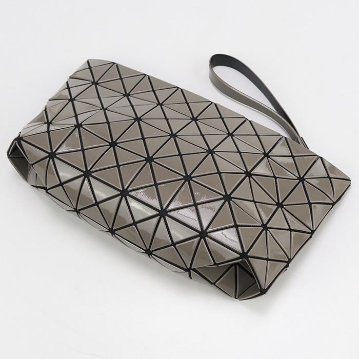 中古良品 ISSEY MIYAKE イッセイ ミヤケ クラッチバッグ 中古良品 ISSEY MIYAKE イッセイ ミヤケ クラッチバッグ
