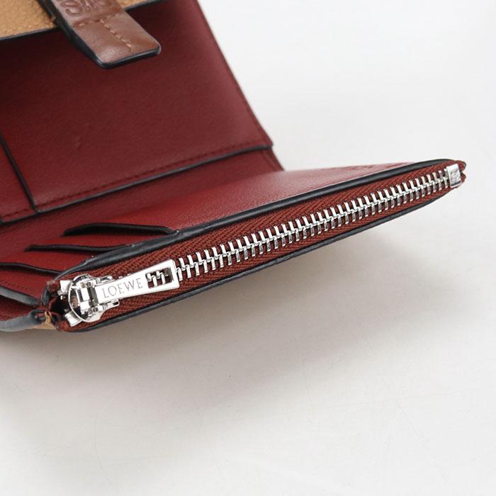 LOEWE（ロエベ） 中古良品 三折財布 バーティカルウォレットスモール