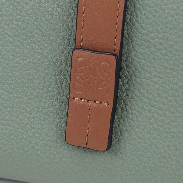 LOEWE（ロエベ） 中古美品 二つ折り財布 コンパクトジップウォレット