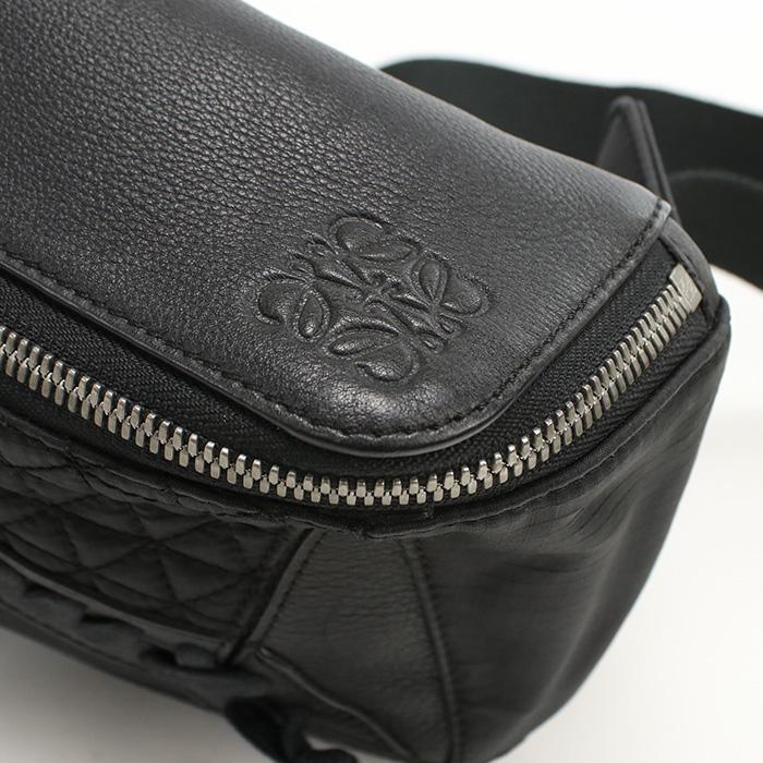 LOEWE（ロエベ） 中古美品 ボディバッグ 306.50.T57 パズルスリング