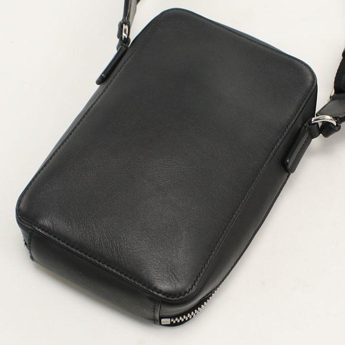 LOEWE（ロエベ） 中古良品 斜め掛け ショルダーバッグ C565S59X01