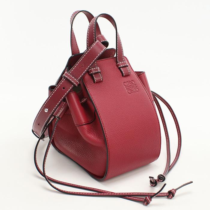 中古良品LOEWE ロエベ 斜め掛け ショルダーバッグ ハンモックバッグ ミニ レディース レッド LOEWE（ロエベ） 中古良品 斜め掛け ショルダーバッグ ハンモック