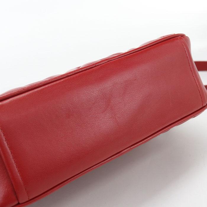 miumiu チェーンショルダーバッグ　赤　中古 中古 ミュウミュウ 斜め掛け ショルダーバッグ レディース ブランド