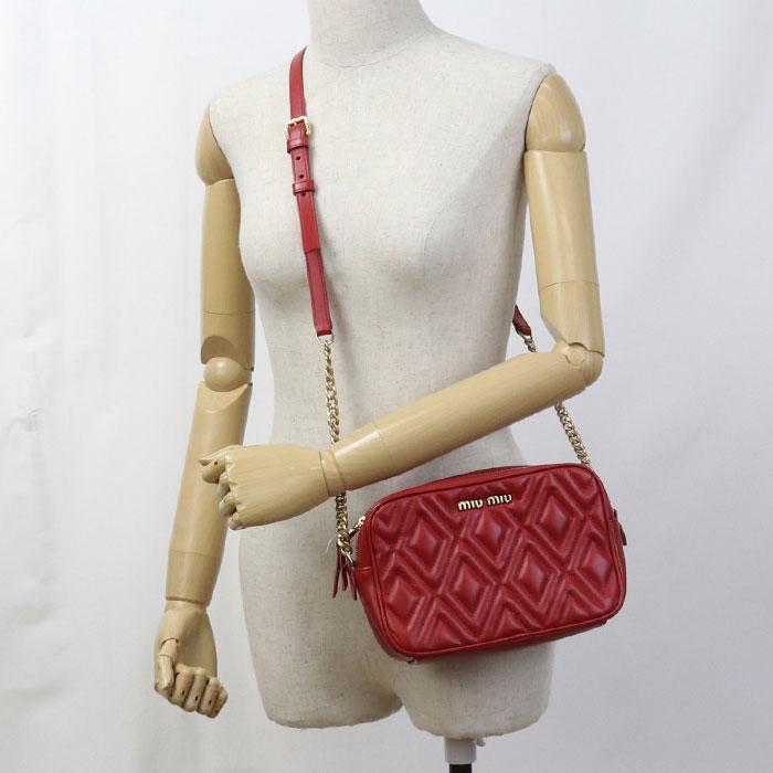 ミュウミュウ アウトレット チェーン 斜め掛け ショルダーバッグ miu miu（ミュウミュウ） 中古良品 MIUMIU(OUTLET) アウトレット 斜め
