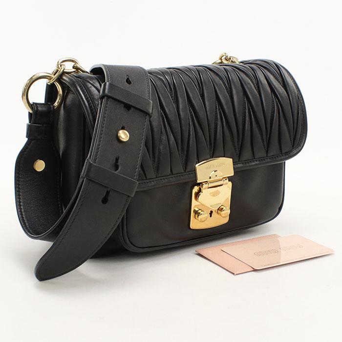 【ヴィンテージ・希少】miu miu ミュウミュウ 2011年　ショルダーバッグ miu miu（ミュウミュウ） 中古良品 MIUMIU(OUTLET) アウトレット 斜め