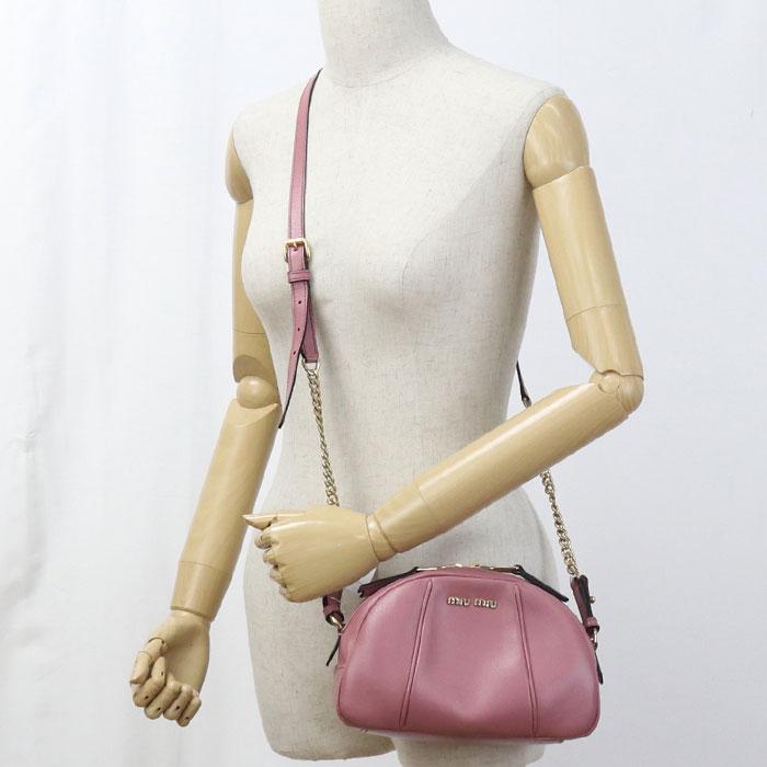 ミュウミュウ miumiu チェーンショルダーバッグ miu miu（ミュウミュウ） 【MIUMIU】ミュウミュウ チェーンバッグ