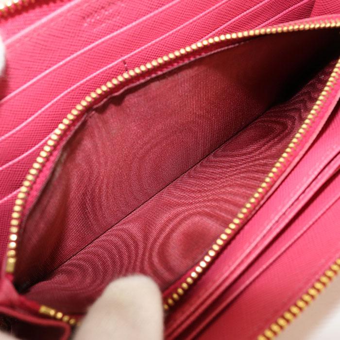 PRADA（プラダ） 中古良品 長財布ラウンドファスナー ジップアラウンド