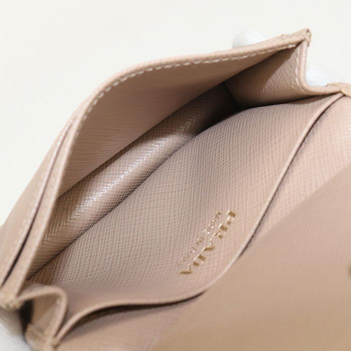 PRADA（プラダ） 中古良品 名刺入れ カードケース サフィアーノレザー