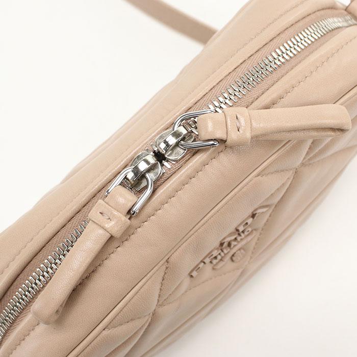 PRADA（プラダ） 中古良品 斜め掛け ショルダーバッグ 1BH141