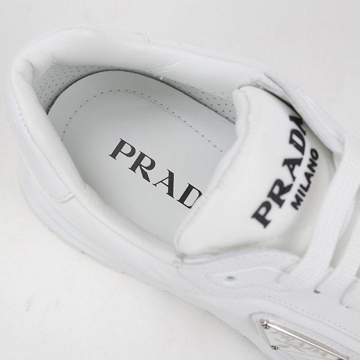 PRADA（プラダ） 中古・未使用 スニーカー 2EE369 ブラッシュドレザー