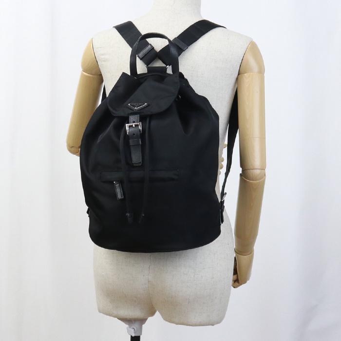 中古良品 PRADA ブラック リュック・バックパック PRADA 中古良品 プラダ リュック バックパック レディース