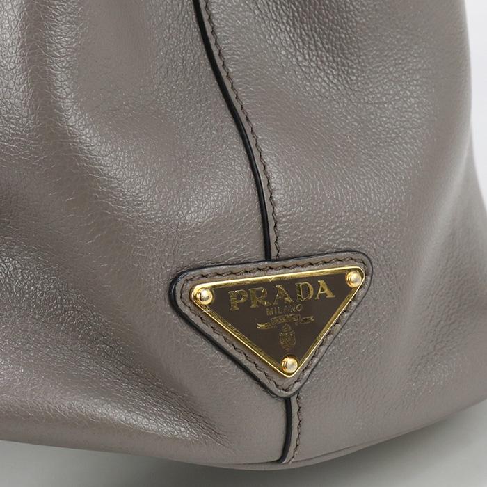 中古良品PRADA プラダ トートバッグ 1BA579 2EBJ F0572 2WAY レディース グレー PRADA（プラダ） 中古良品 トートバッグ 1BA579 2EBJ F0572 2WAY