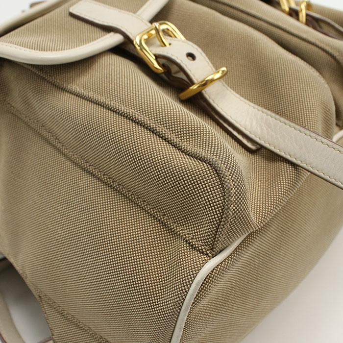 中古良品PRADA プラダ リュック バックパック ロゴジャガード レディース ベージュ PRADA（プラダ） 中古良品 リュック バックパック ロゴジャガード