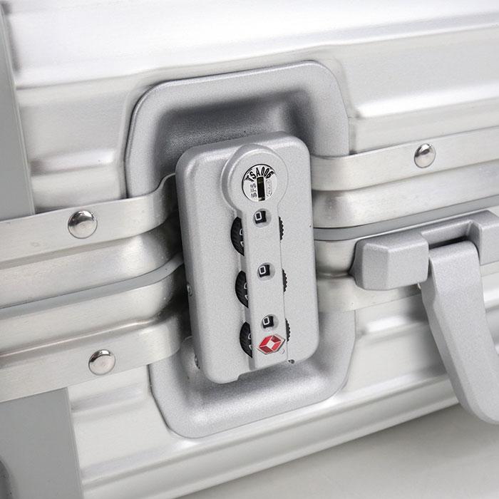 RIMOWA（リモワ） 中古良品 キャリーケース 925.52 キャンビンS ユニ