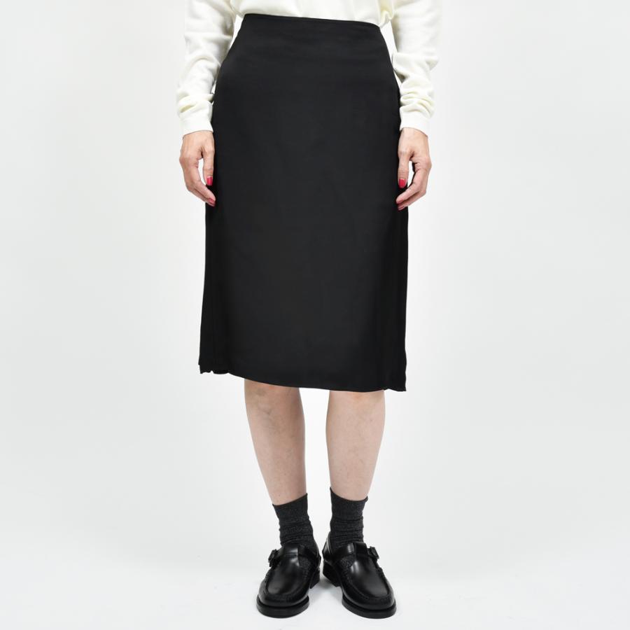 MARNI（マルニ）<br> GOMA0792F0 UTVA53 レーヨンバックプリーツスカート 23252001138 | 