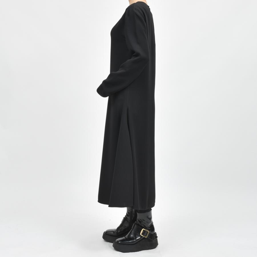 MARNIマルニ <br>ABMA1339S0/UTV980 レーヨンポリウレタンワンピース 24542001138 |  | 02