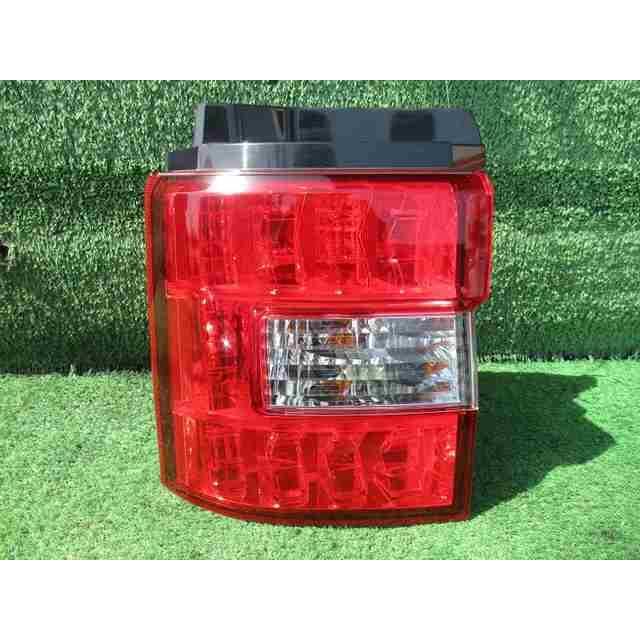 三菱 デリカD：5 テールランプ 左 H25 CV5W 8330A185 イマゼン1146