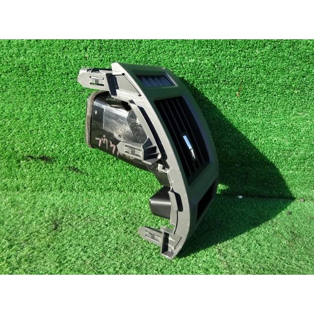 トヨタ プリウスα エアコン吹き出し口 右 H24 ZVW41 55061-47020