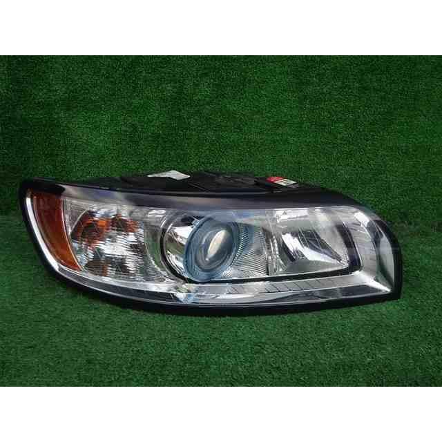 ボルボ V50 ヘッドランプ 右 MB4204S VOLVO 31299594 : ビッグ大里
