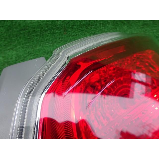 スバル インプレッサG4 テールランプ 右 H24 GJ2 84912FJ000 FAM924