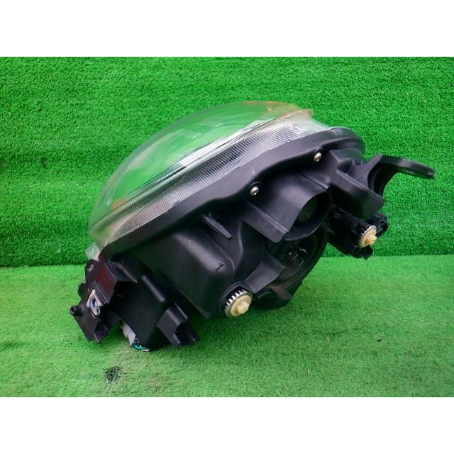 ダイハツ キャストスタイル ヘッドランプ 左 H27 LA250S 81170-B2610 