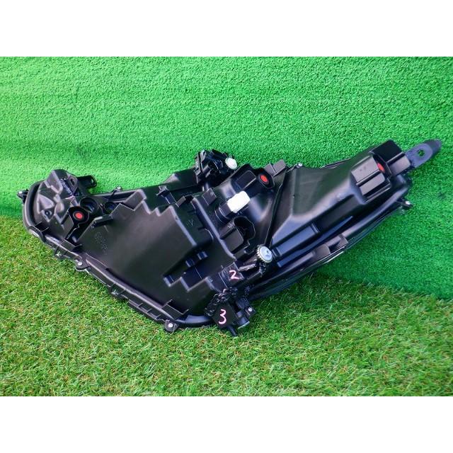 トヨタ アクア ヘッドランプ 右 コイト52-335 : ビッグ大里 中古パーツ 