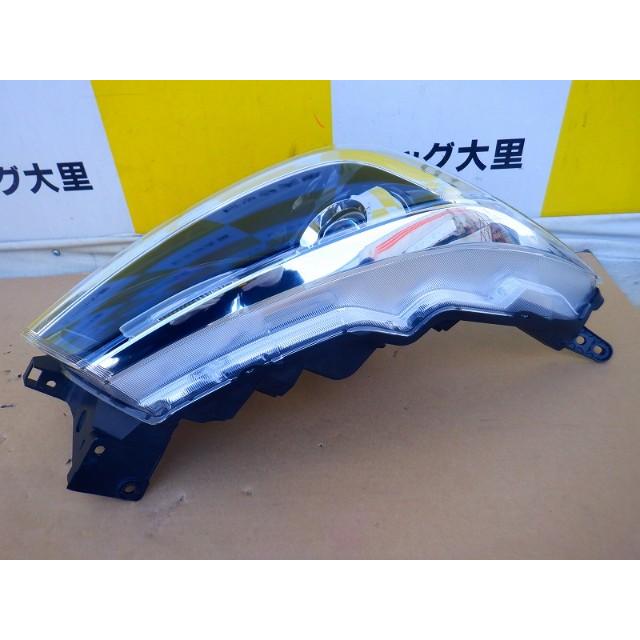 スズキ ソリオバンディット ヘッドランプ 右 LED MA36S コイト100