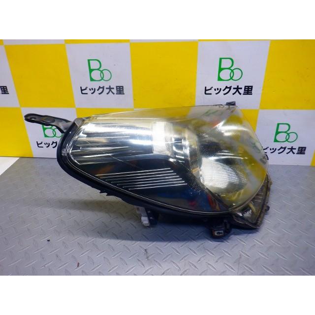 トヨタ iQ ヘッドランプ 右 HID H21 KGJ10 81110-74020 コイト