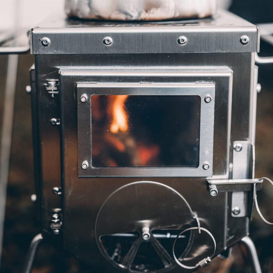 キャンプ テント 薪 ストーブ 6セクション 煙突 パイプ付き 3つの窓 ポータブル ウッド ストーブ アウトドア クッキング |  | 08