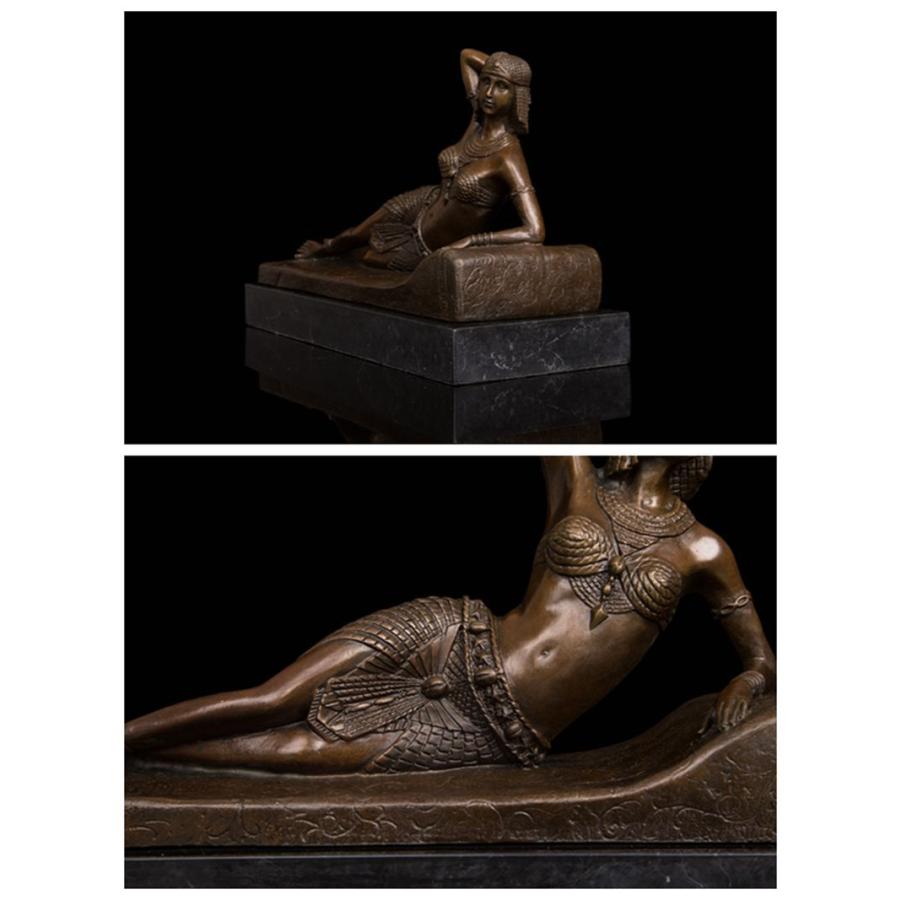 【美品】人形　銅製　ブロンズ像　北欧　置物　インテリア　工芸品　美術品A2578 ブロンズ像 横になる婦人 インテリア家具 置物 彫刻 銅像 彫像