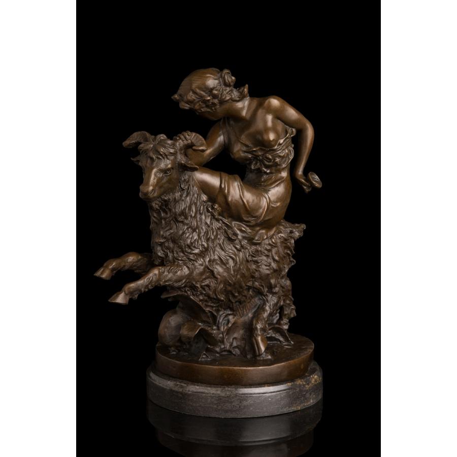 大人気ブロンズ像 山羊に乗る乙女 インテリア 彫刻 銅像 : 永楽