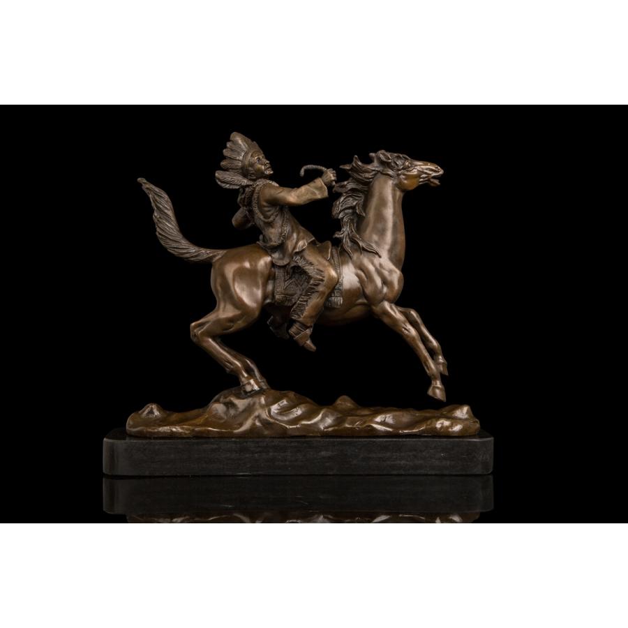 大人気ブロンズ像　馬に乗る男子　インテリア家具　置物　彫刻　銅像　彫像　美術品フィギュア贈り物 プレゼント