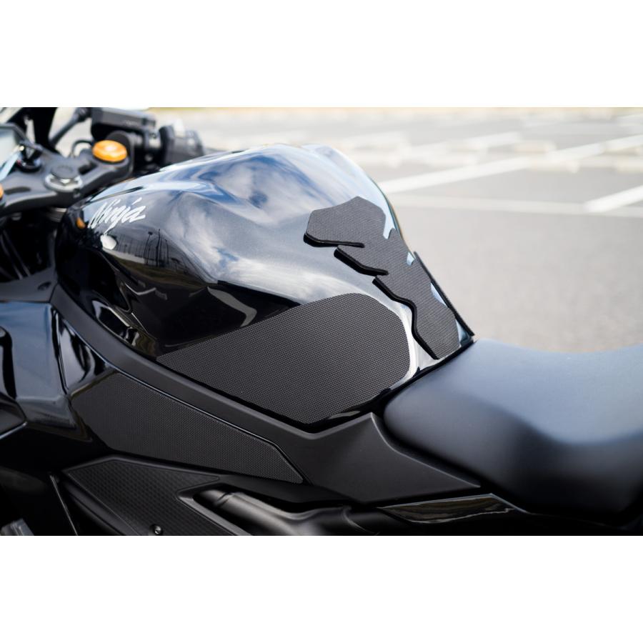 ワールドウォーク（WORLD WARK） Ninja ニンジャ ZX25R SE KRT タンク