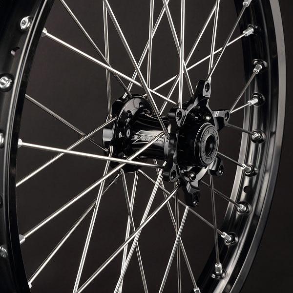 Yです。 Z-Wheel W41-23111 AR1ミニ用リプレースメントハブ アステライトハブ