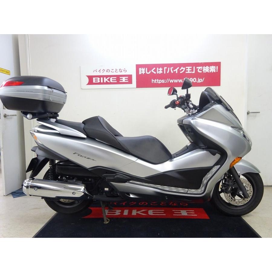 フォルツァz 2 Giviリアボックス装備 バイク王通販サービス バイク車体 バイク 中古バイク