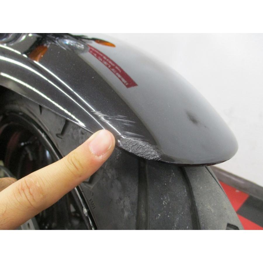 鑑定車両