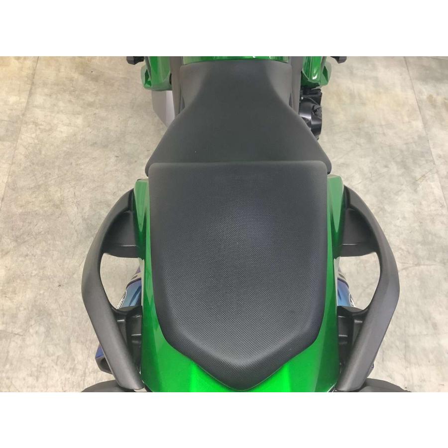 【バイク王認定中古車】NINJA1000 抜群のスポーツ性と高いツーリング性が融合したハイスペックな現代を走る「忍」！カスタム光る車検付きワンオーナー車♪｜bikeo-ds-shopping｜18