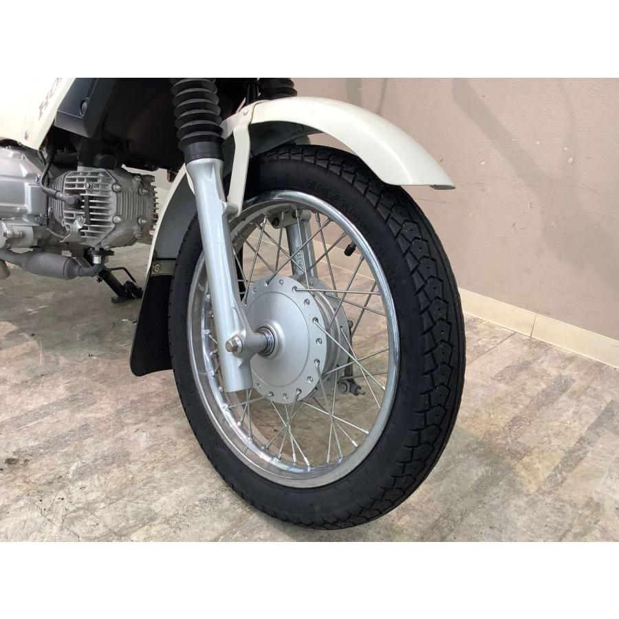 クロスカブ５０　14インチのホイールで足つきも良くバイクデビューにもおススメ！素材感溢れるクラシカルホワイト!｜bikeo-ds-shopping｜04