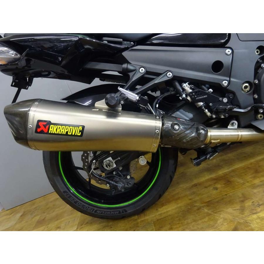 カワサキ Ninja ZX-14R AKRAPOVICマフラー/スクリーン/リア カワサキ Ninja ZX-14R AKRAPOVICマフラー/スクリーン/リア
